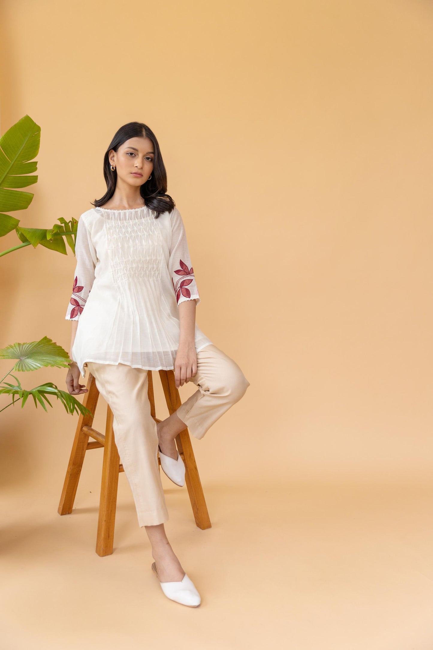 Naira Top