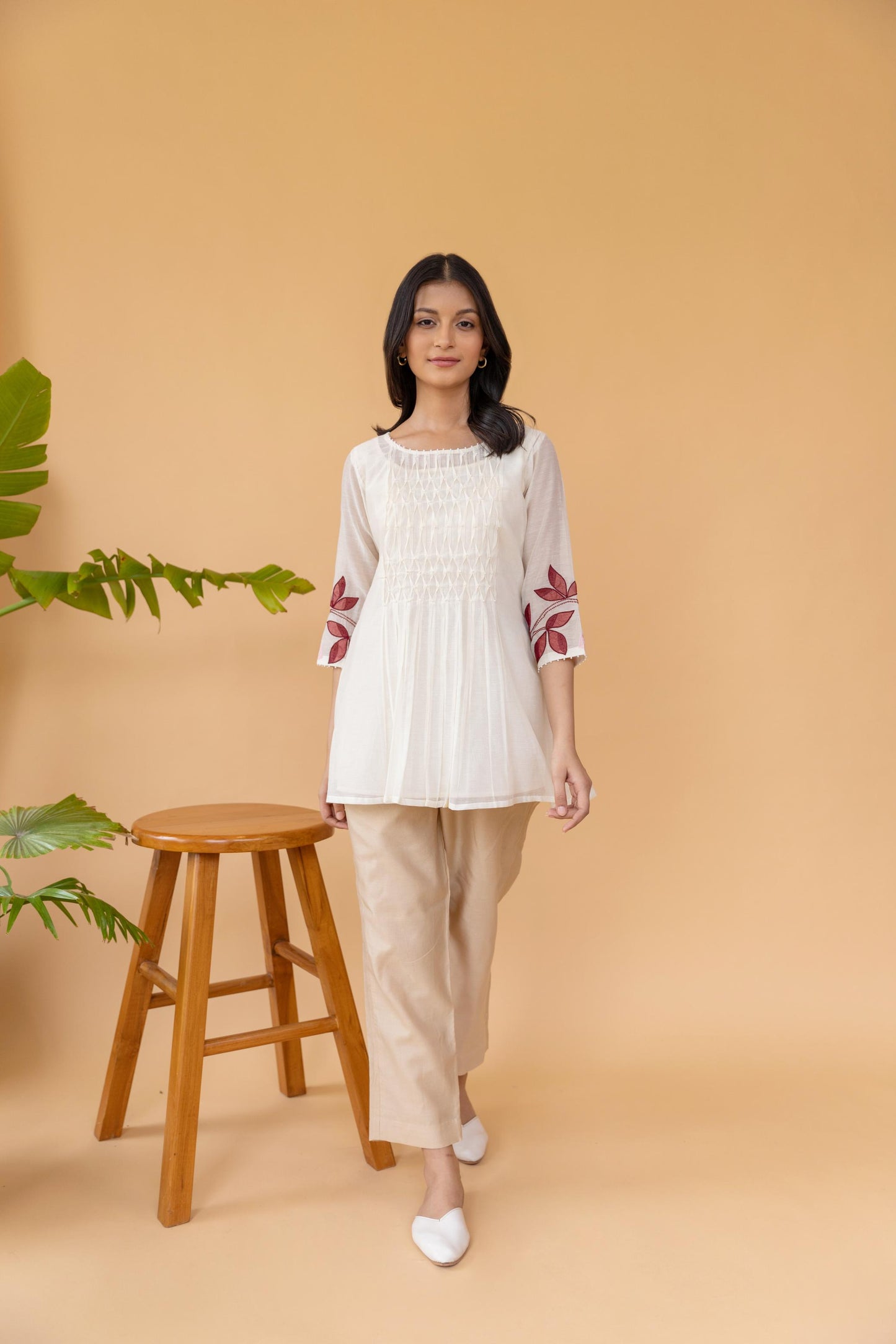 Naira Top