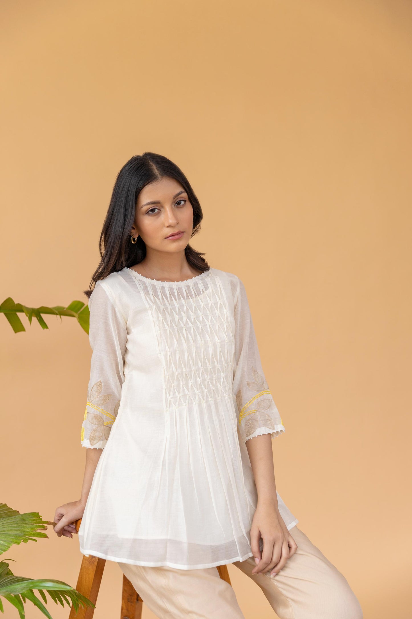 Naira Top