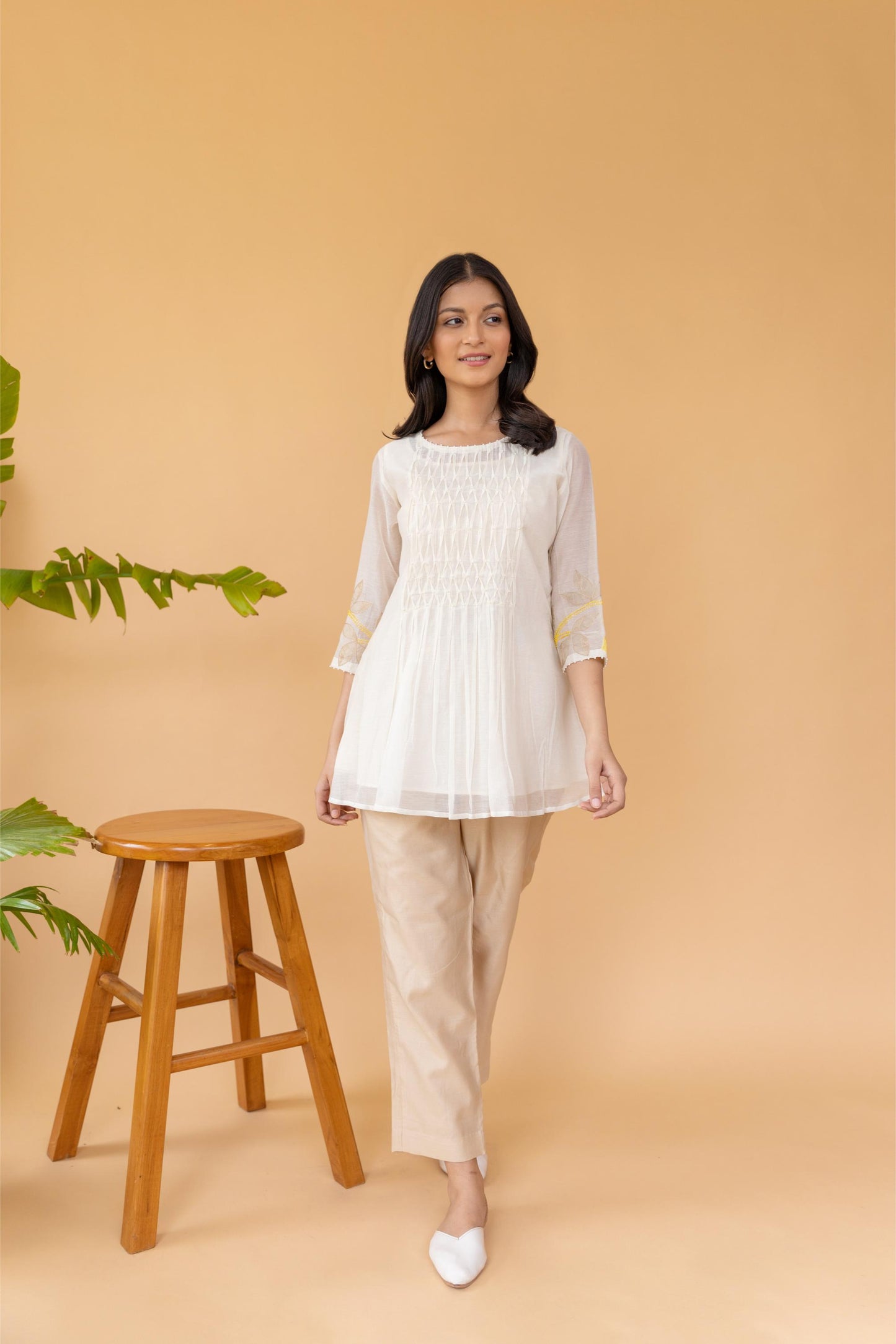 Naira Top