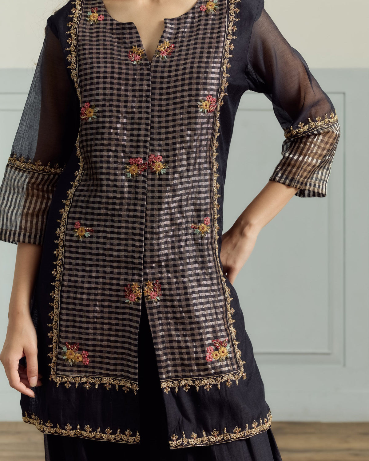 Arisa Kurta Set