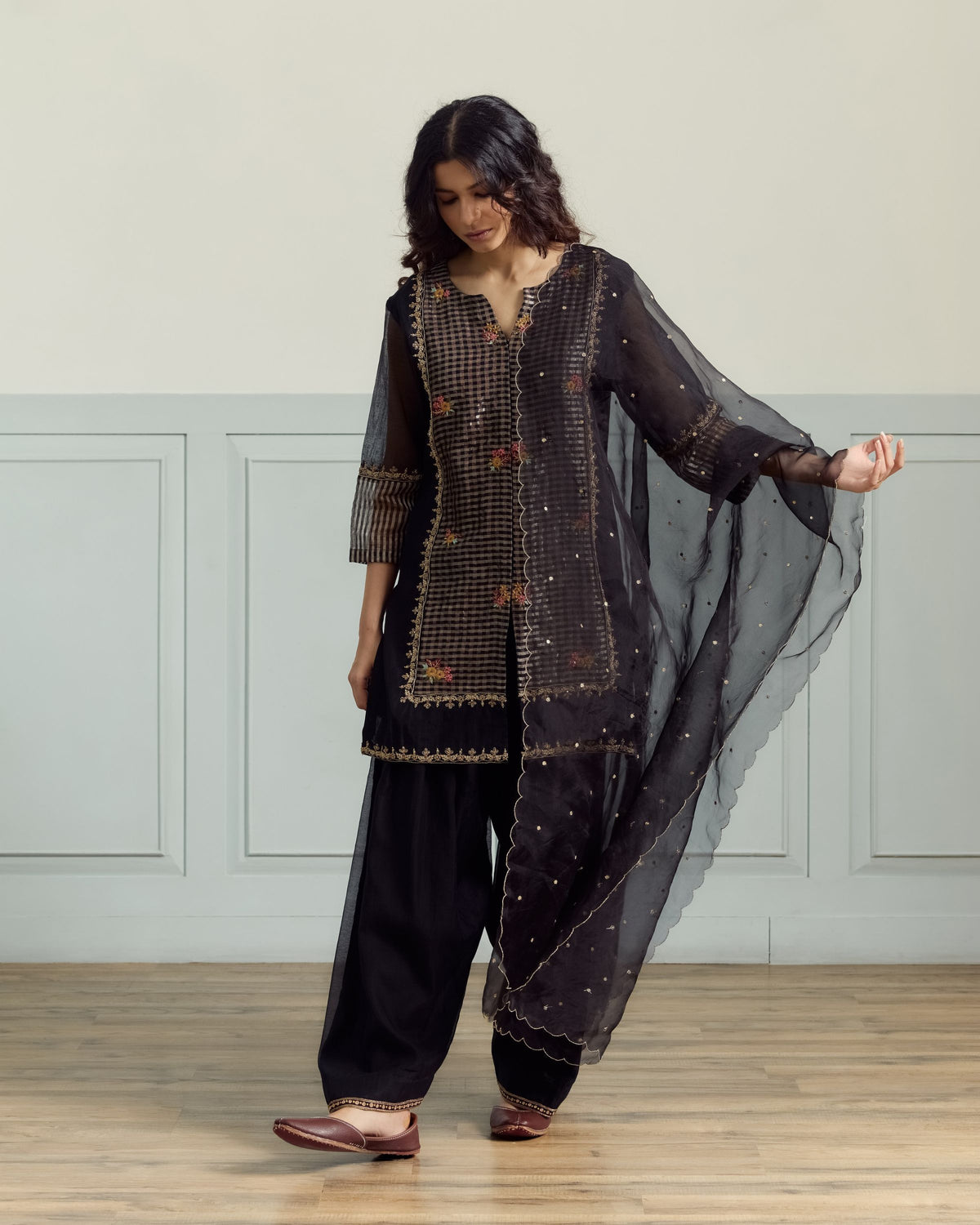 Arisa Kurta Set