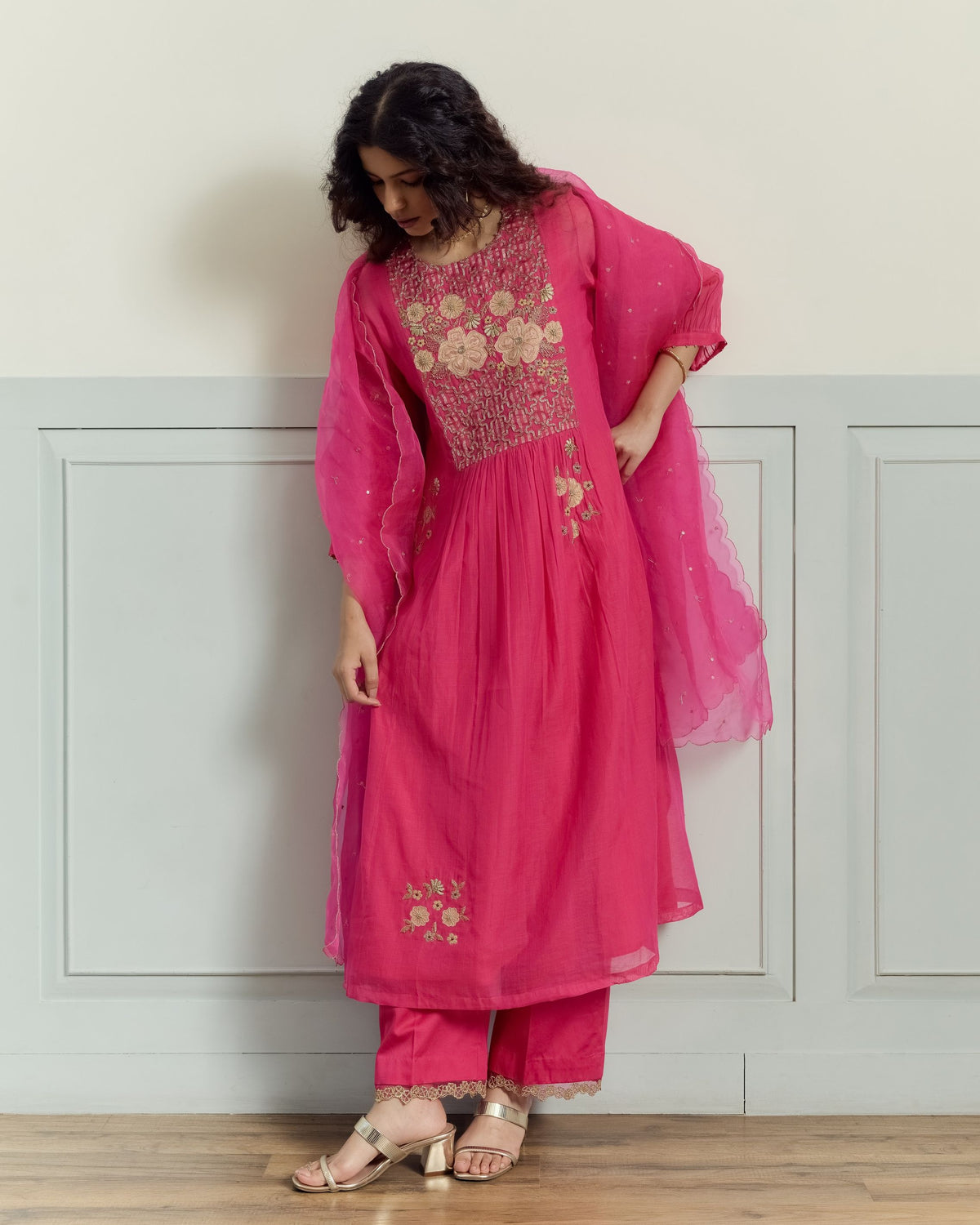 Avia Kurta Set