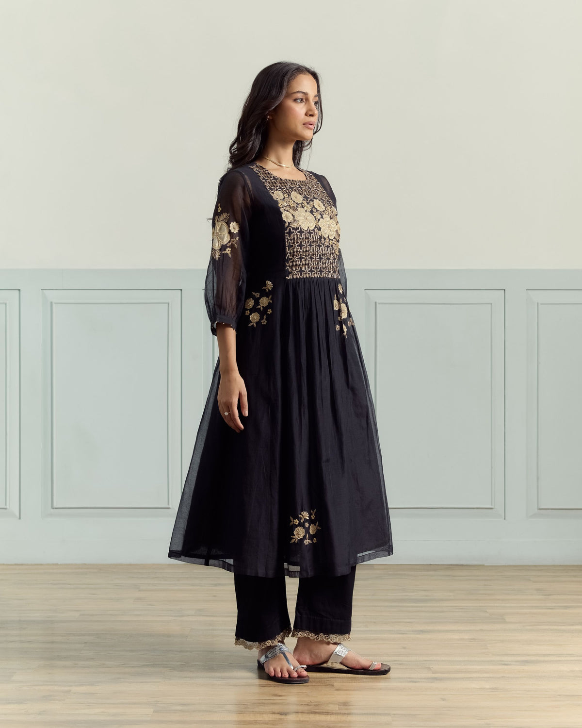 Avia Kurta Set