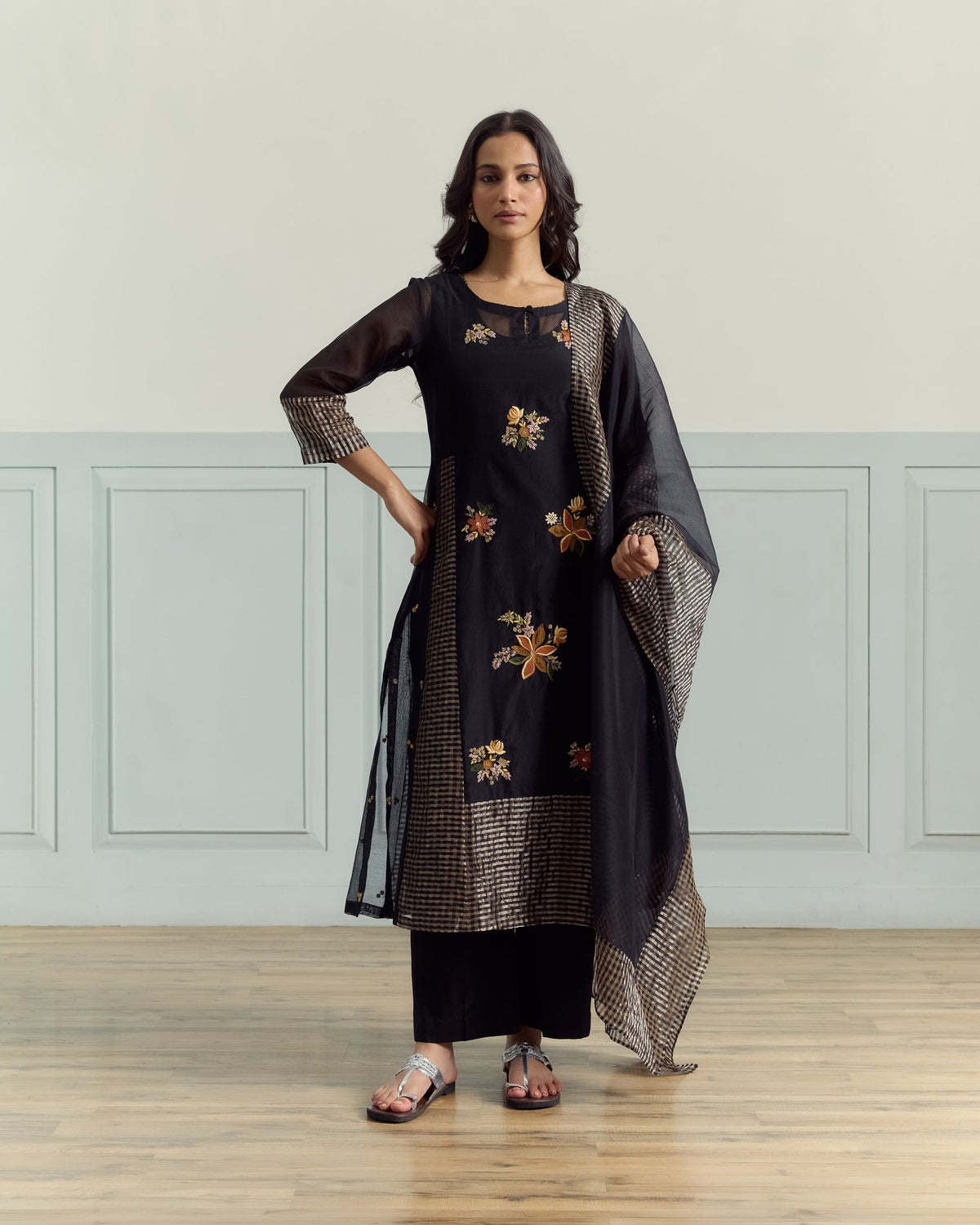 Inara Kurta Set