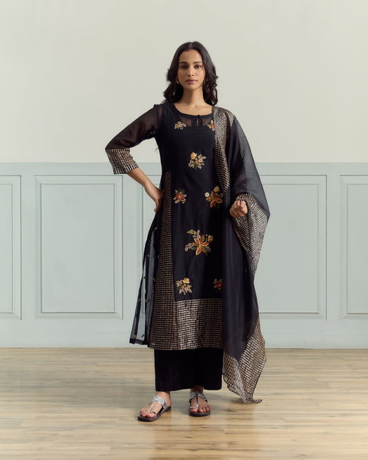 Inara Kurta Set