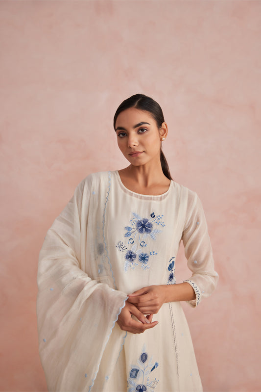 Eden Kurta Set