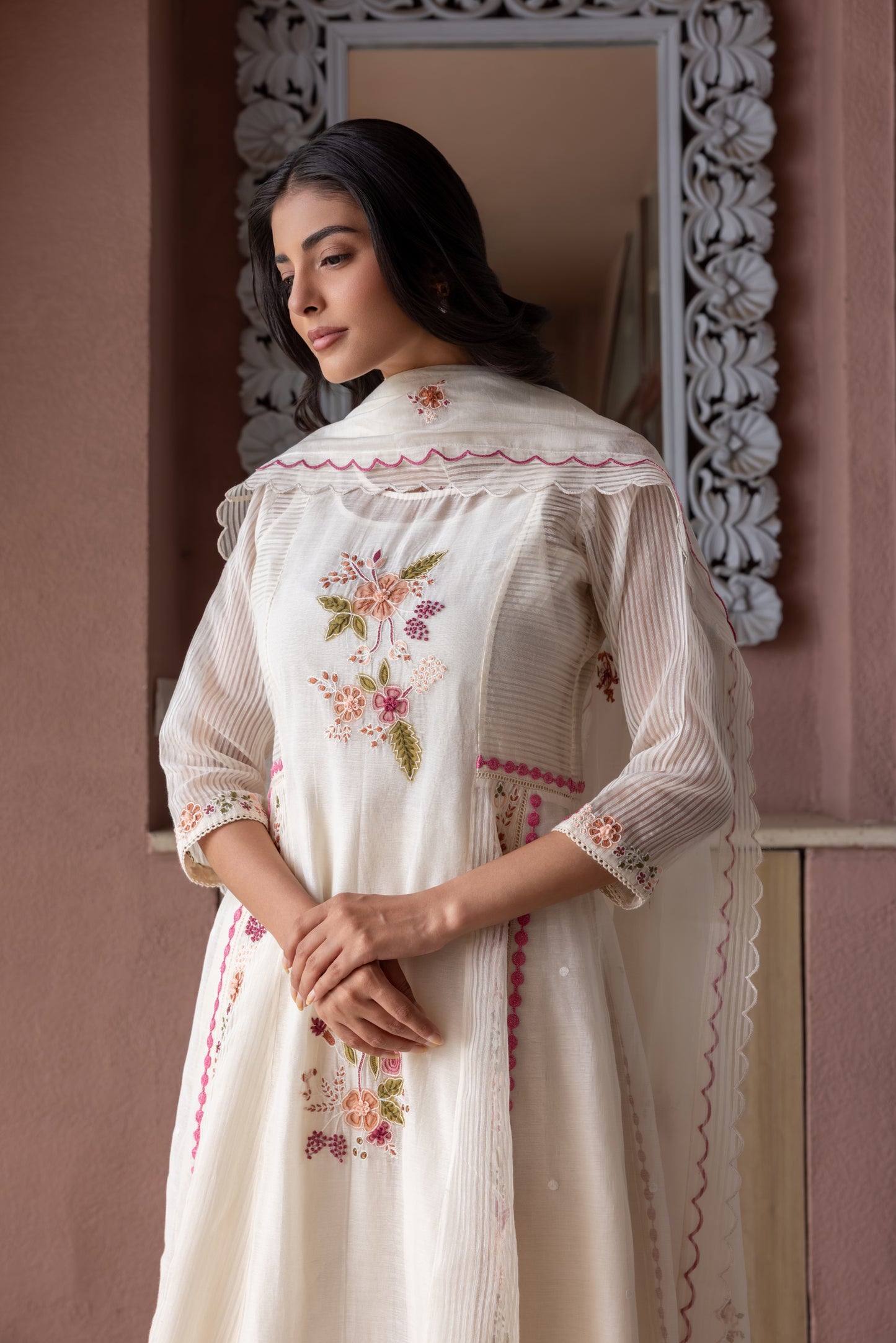 Yara Kurta Set