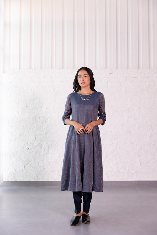 Avisa Kurta Set