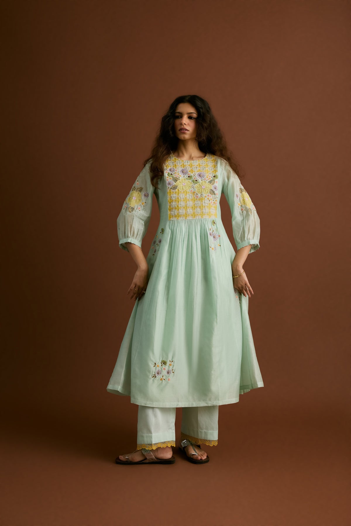 Avia Kurta Set