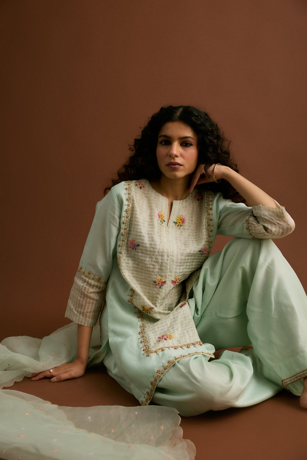 Arisa Kurta Set