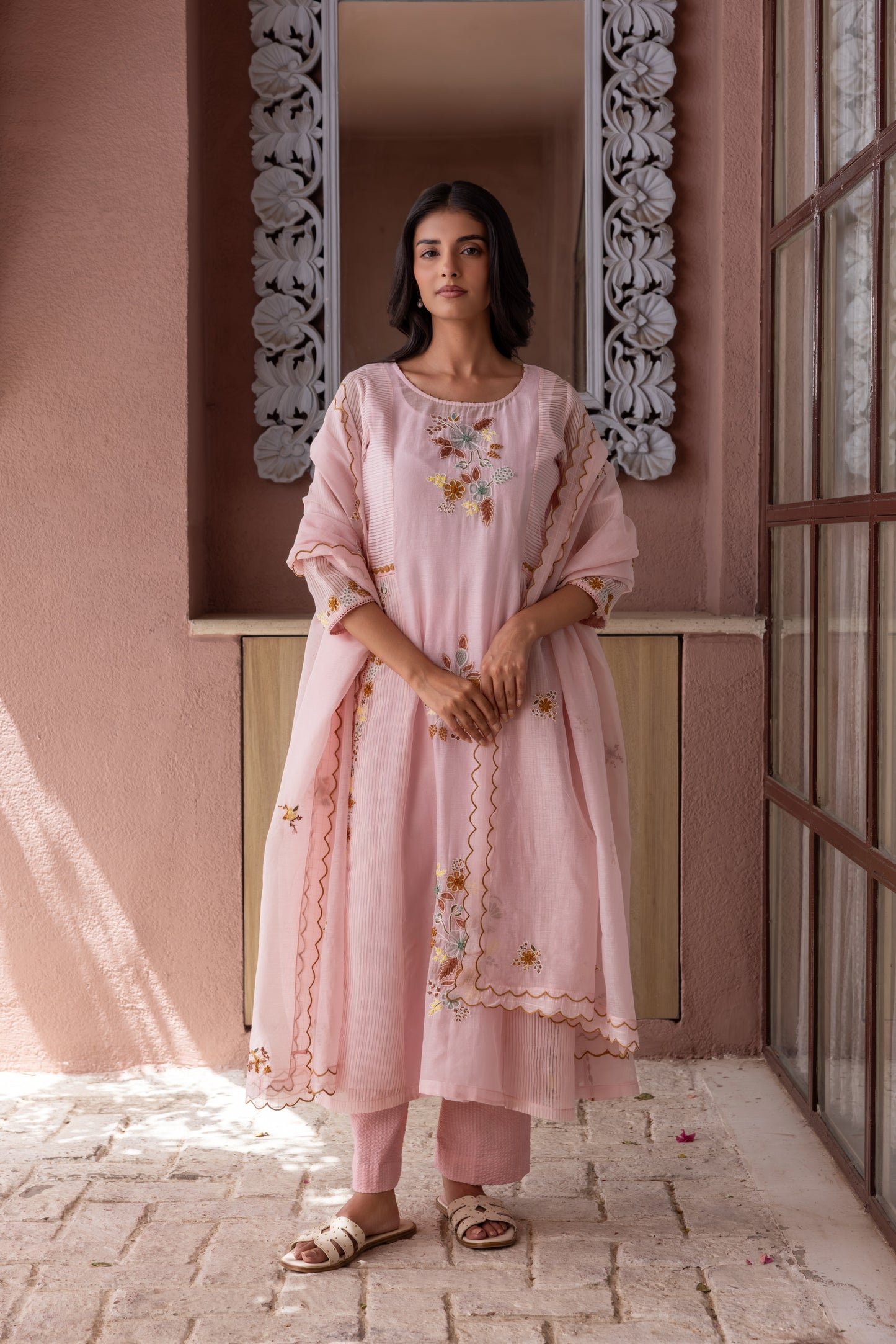 Yara Kurta Set