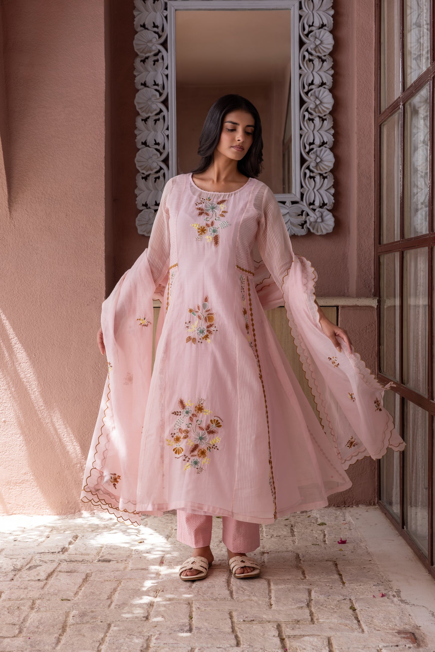 Yara Kurta Set